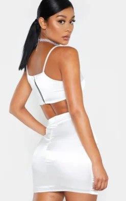 Discount PrettyLittleThing Satin Scoop Neck Crop Top White