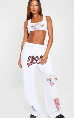 PrettyLittleThing Sleeveless Tops*Scoop Neck Sleeveless Crop
