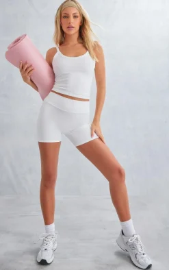 PrettyLittleThing Gym Shorts*Sculpt Ruched Bum Gym Shorts