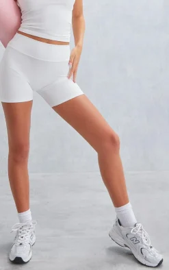 PrettyLittleThing Gym Shorts*Sculpt Ruched Bum Gym Shorts