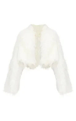 PrettyLittleThing Faux Fur Coats*Shaggy Faux Fur Cropped Coat