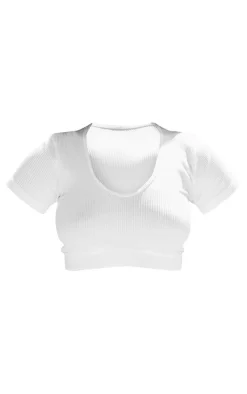 PrettyLittleThing Snatched*Snatched Rib V Neck Band Short Sleeve Crop Top