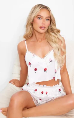 PrettyLittleThing Christmas Shop*Strawberry Print Cropped Lace Trim Satin Cami And Short Pj Set