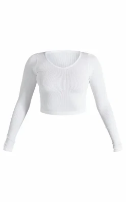 PrettyLittleThing Snatched*Structured Snatched Ribbed Round Neck Long Sleeve Crop Top
