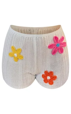 Discount PrettyLittleThing Textured Knit Floral Applique Mini Shorts White