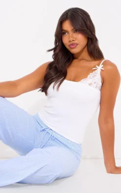 PrettyLittleThing Camisole*Textured Stretch Lace Bust Cami