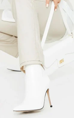 PrettyLittleThing Wide Fit Heels*Wide Fit Mid Heel Pointed Ankle Boots