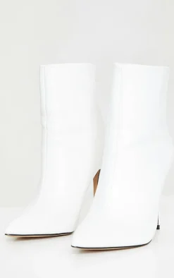 PrettyLittleThing Wide Fit Heels*Wide Fit Mid Heel Pointed Ankle Boots