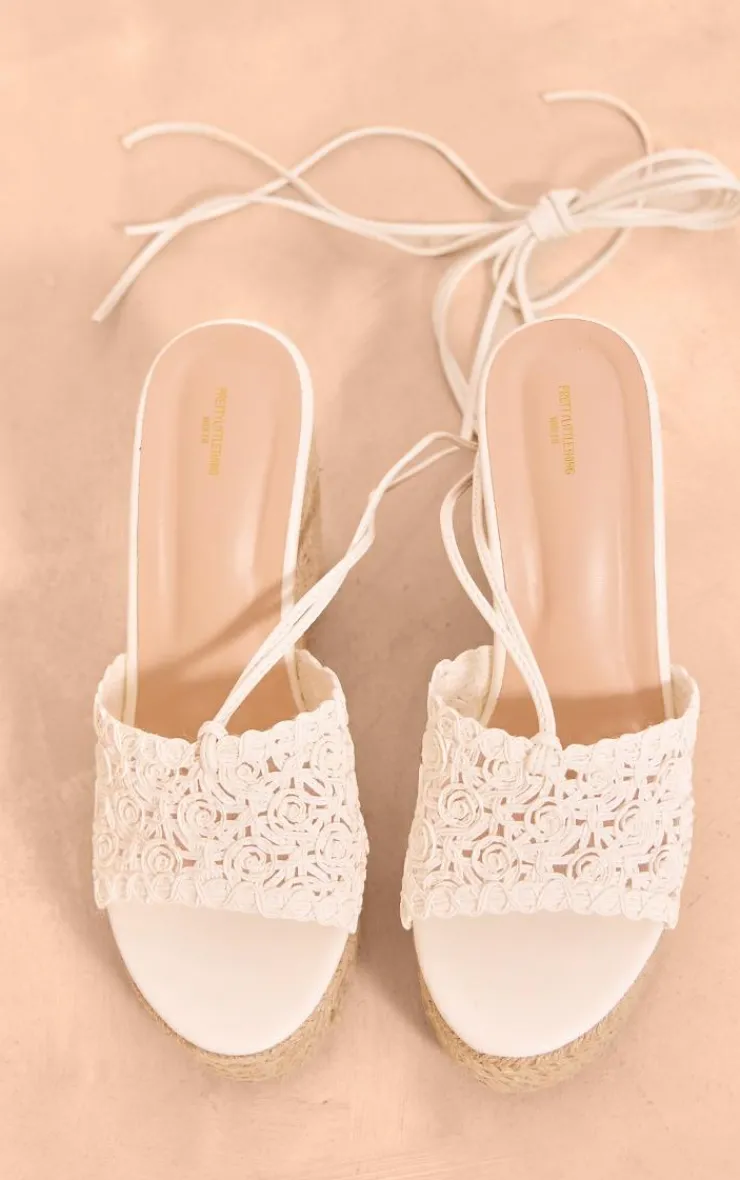 PrettyLittleThing Wide Fit Heels*Wide Fit Pu Round Toe Woven Strap Lace Up Espadrille Wedges