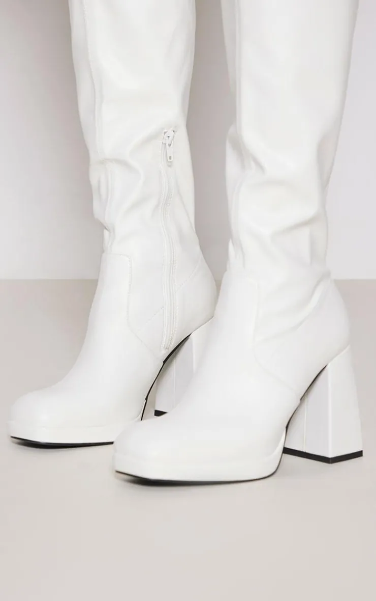PrettyLittleThing Wide Fit Heels*Wide Fit Pu Slight Platform High Block Heeled Knee Boots