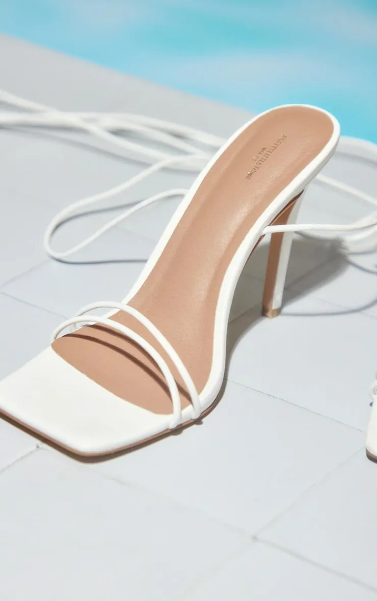 PrettyLittleThing Wide Fit Sandals*Wide Fit PU Square Toe Barely There Twin Strap High Heeled Sandals