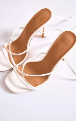 PrettyLittleThing Wide Fit Sandals*Wide Fit PU Square Toe Strappy Lace Up Heeled Sandals