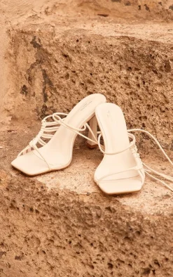 PrettyLittleThing Wide Fit Sandals*Wide Fit Pu Square Toe Knot Lace Up Side Detail High Heeled Sandals