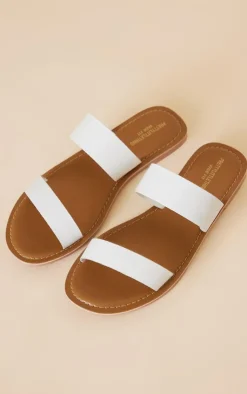 PrettyLittleThing Wide Fit Sandals*Wide Fit Twin Strap Basic Leather Sandals