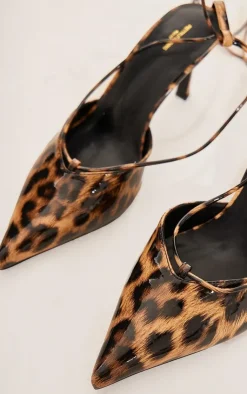 PrettyLittleThing Wide Fit Heels*Wide Fit Leopard Pu Point Toe Heeled Court Heels