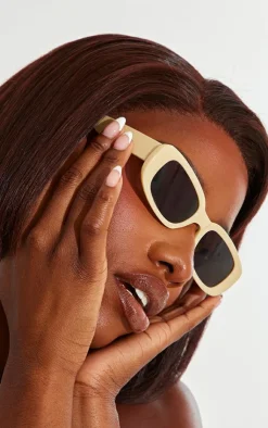 PrettyLittleThing Colored Sunglasses*Slim Rectangular Sunglasses