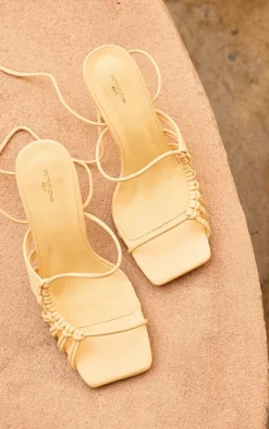 PrettyLittleThing Wide Fit Sandals*Wide Fit PU Square Toe Knot Lace Up Side Detail High Heeled Sandals