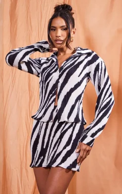 Online PrettyLittleThing Print Plisse A-line Mini Skirt Zebra